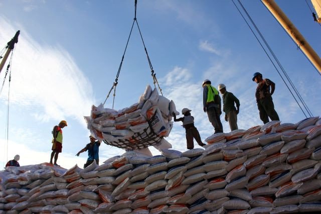 Jokowi To Import Another 1 5 Million Tonnes Of Rice To Brace For El