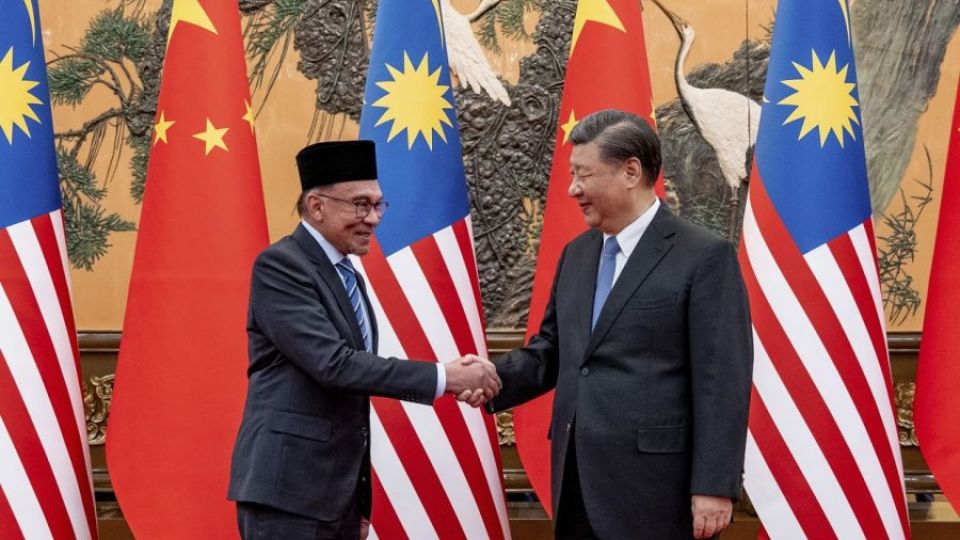 Close China Ties Will Lift Malaysias Economy And Anwars Standing