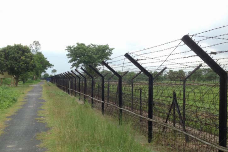 Bodies of 2 Bangladeshis at India-Bangladesh no man’s land left for 2 ...