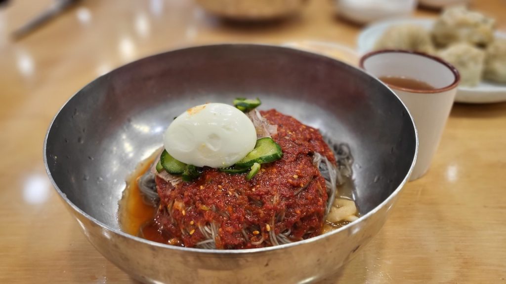 A beginner’s guide to naengmyeon, Korean cold noodles-3