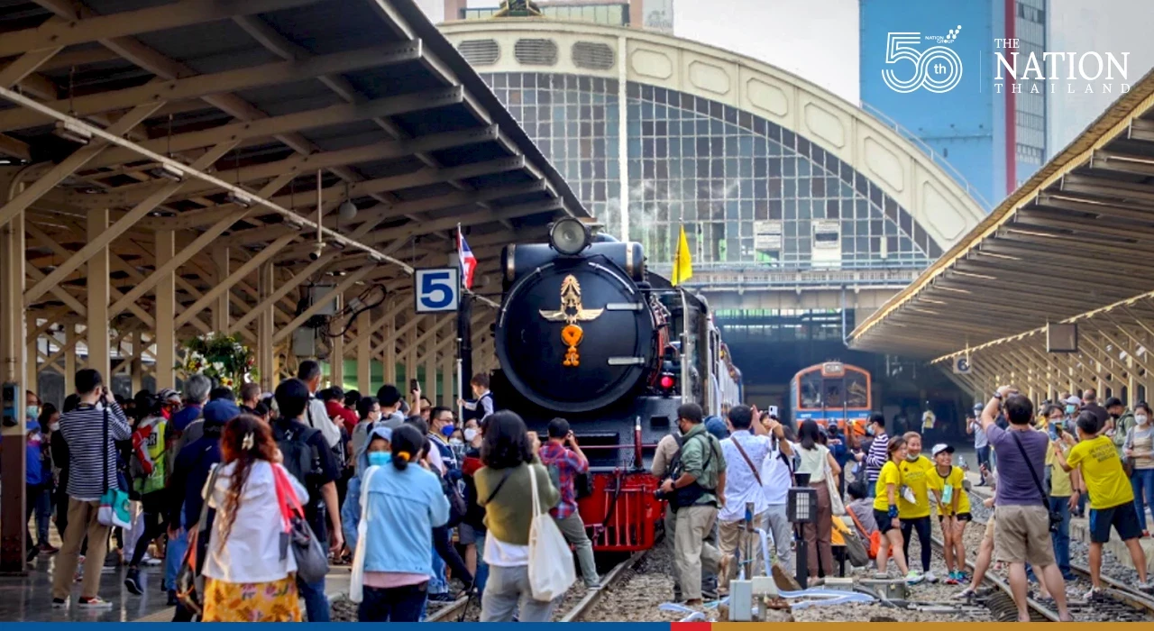 Tickets for steam train ride to celebrate birth of Thai railway snapped up