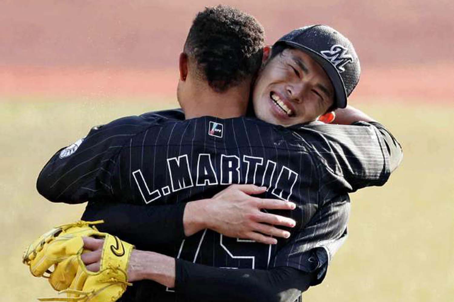 Japanese baseball phenom Rōki Sasaki throws 17 perfect innings in