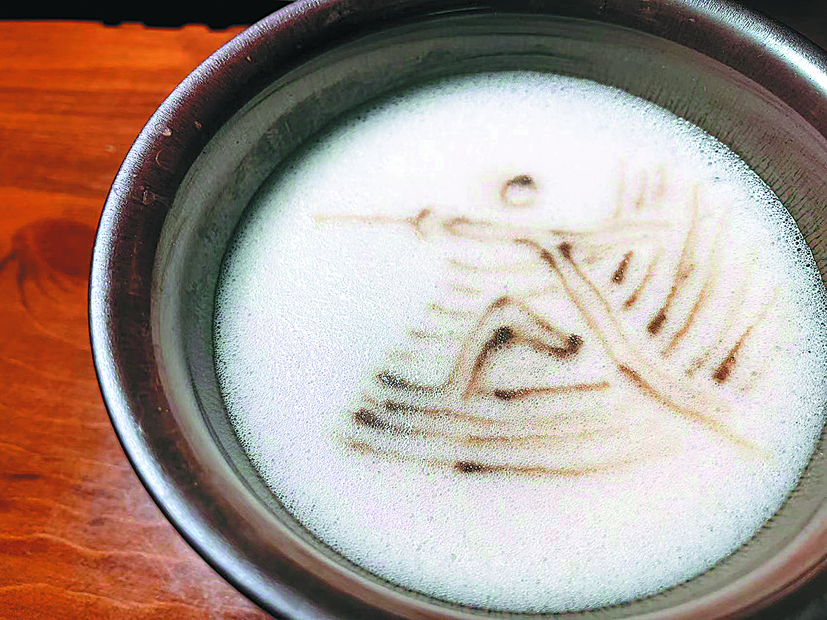 Chinese tea master serves up fine frothy art a13