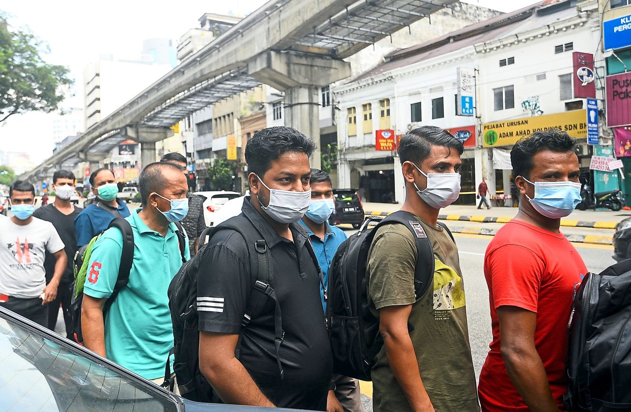 Mengatasi Kekurangan Tenaga Kerja Asing: Pemangku Kepentingan Malaysia