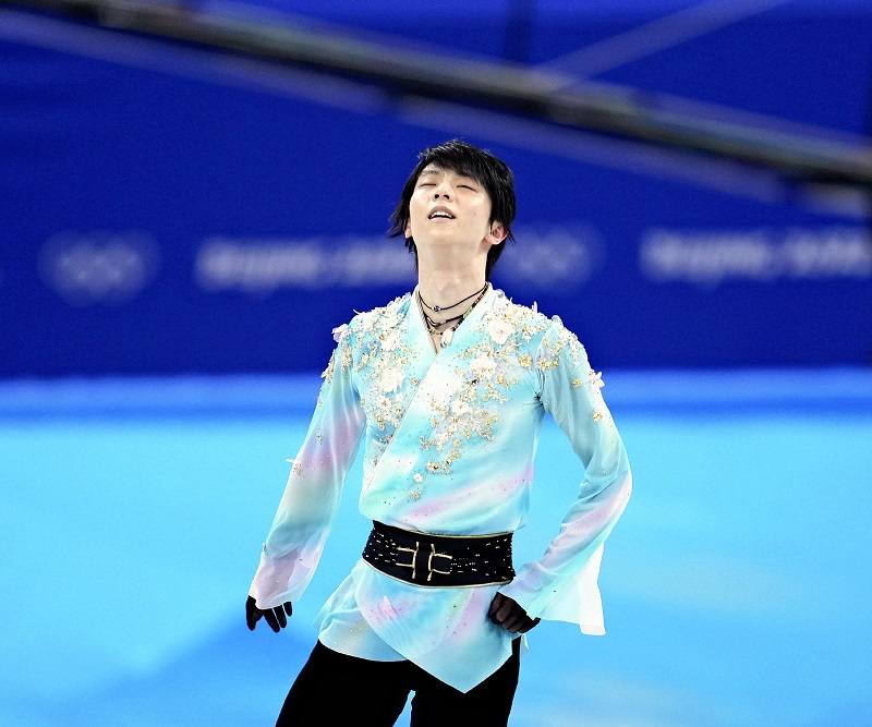 Juara seluncur indah Yuzuru akan terus mempertaruhkan segalanya bahkan sebagai seorang profesional a23