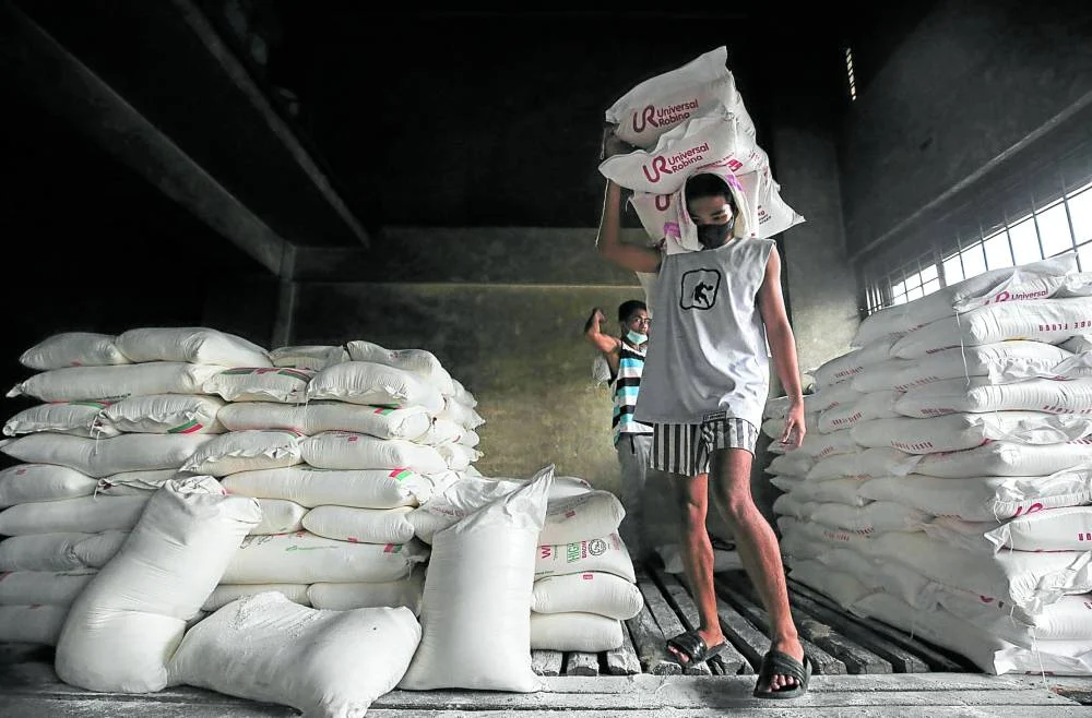 Giliran pembuat roti: Kenaikan harga roti diupayakan untuk menutupi harga bahan-bahan