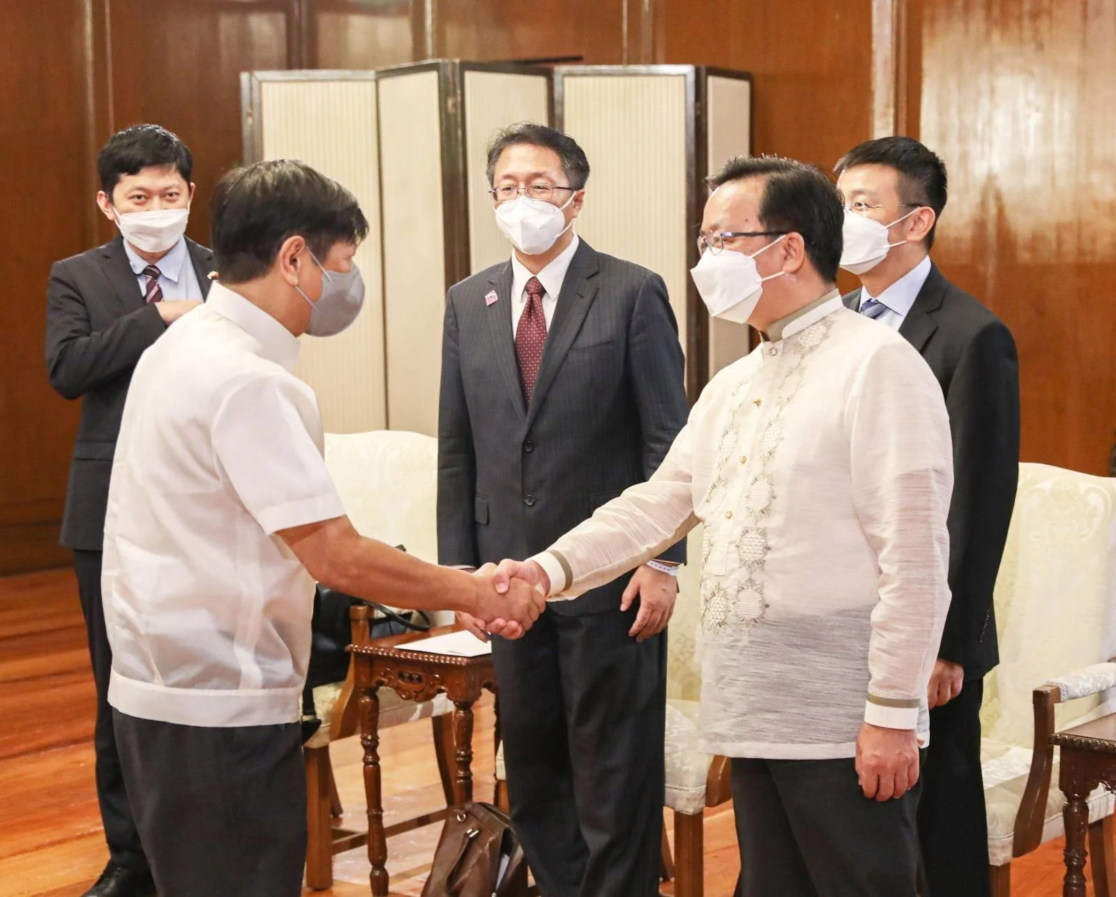 Bongbong Marcos Meets Chinese Envoy, Eyes Stronger PH-China Ties - Asia ...