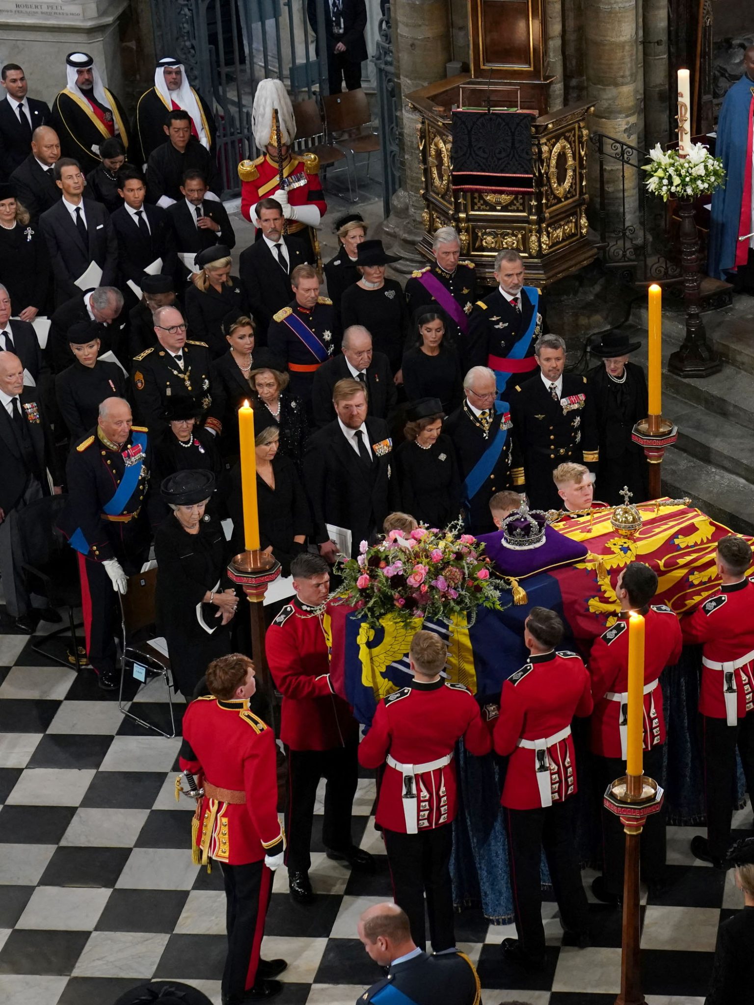 In Pictures: Asia’s Leaders Pay Their Respects To Queen Elizabeth II ...