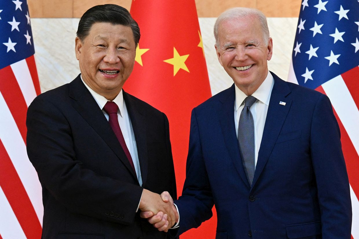 Xi-Biden, di luar sesi foto