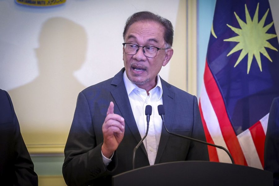 Anwar tampaknya yakin akan mosi percaya