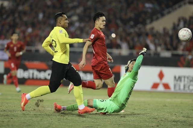 Vietnam mengalahkan Malaysia 3-0 meski mendapat kartu merah awal