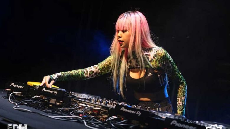 DJ Maily menginspirasi perempuan untuk mengekspresikan kreativitas EDM