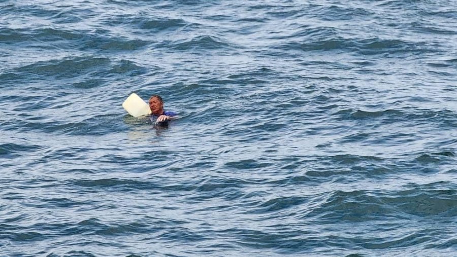 Nelayan Sabah bergantung pada jerigen selama 30 jam di laut