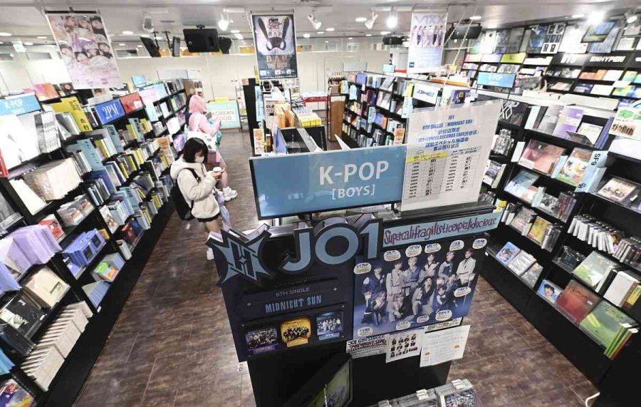 CDs Still Hold Sway In Streaming Era In Japan - Asia News NetworkAsia ...