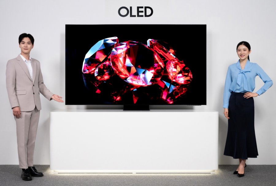 Perang TV OLED tampak saat Samsung kembali setelah absen 10 tahun