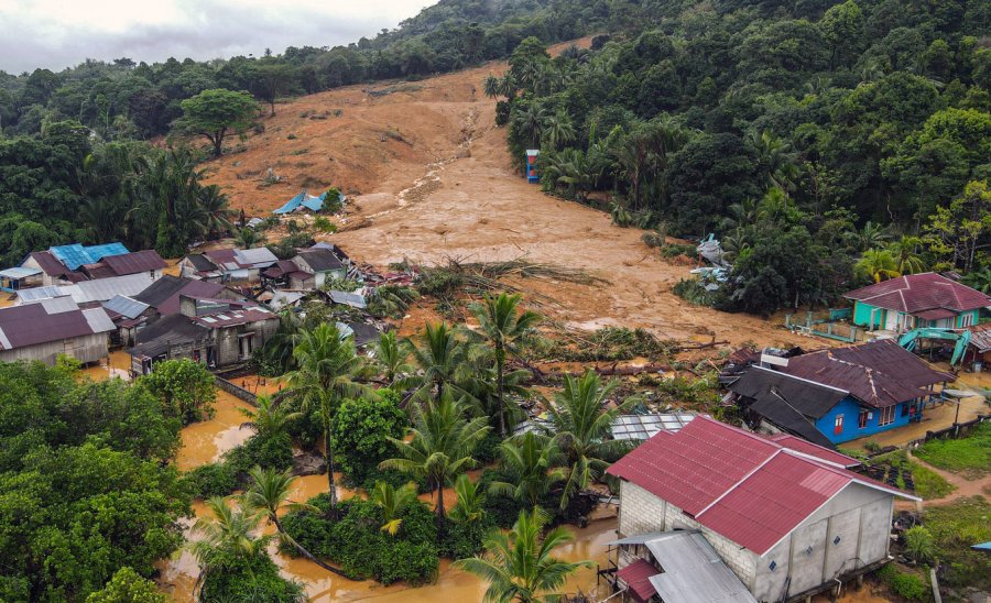 Korban tewas akibat longsor di Natuna bertambah menjadi 46 orang