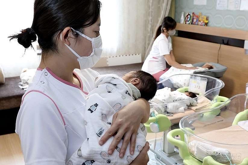 Mothers denied postpartum care in 14% of Japan municipalities