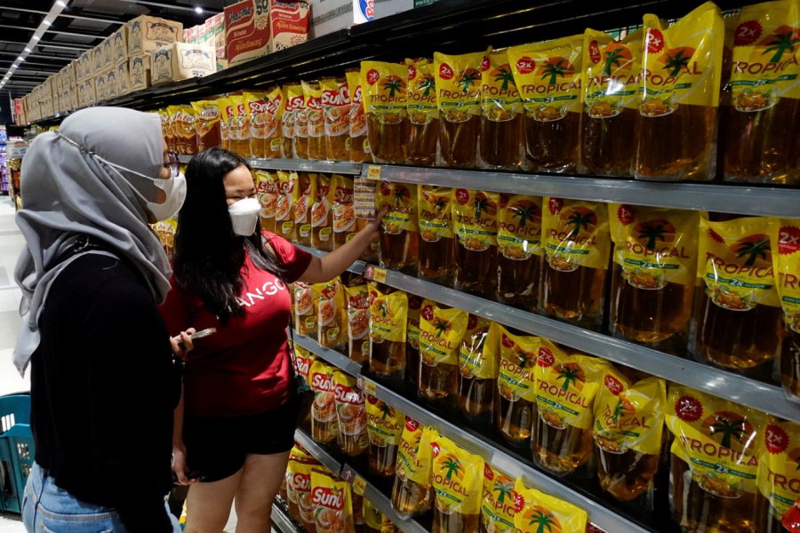 ID pemerintah untuk meningkatkan kewajiban pasar domestik lagi untuk produsen minyak sawit