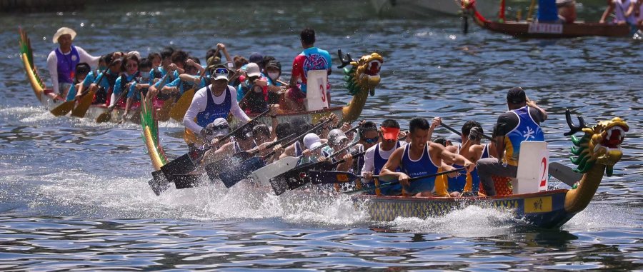 Return of the dragon: Hong Kong welcomes back drum beats and crowds for  Dragon Boat Festival, but race turnout still below pre-pandemic levels