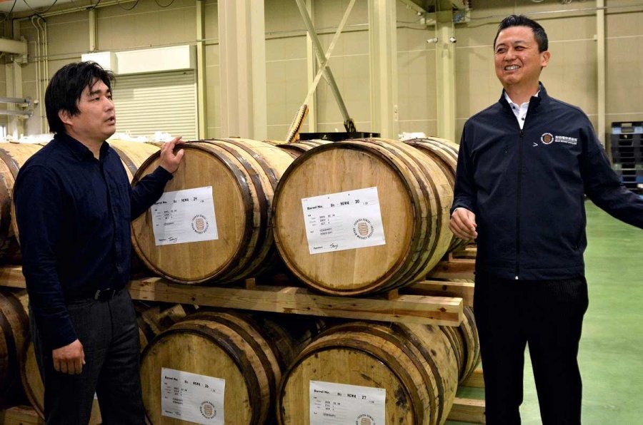 Jagung Hokkaido bertemu dengan penyulingan Niigata untuk wiski domestik