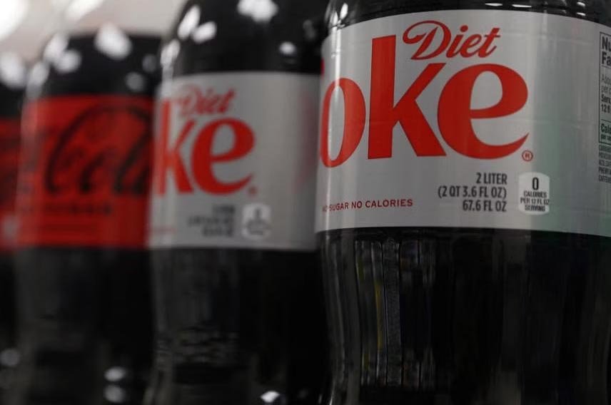 WHO expected to declare artificial sweetener in Diet Coke could