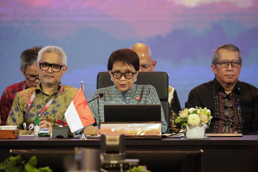 ASEAN didesak untuk menghindari perang proksi negara-negara besar