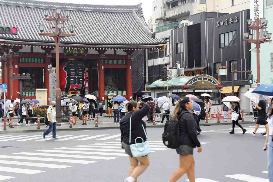 Jepang menerima lebih dari 2 juta pengunjung asing pada bulan Juni