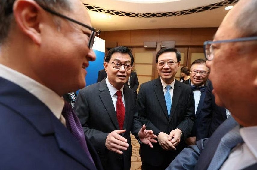 S'pore, HK berbagi 'hubungan dekat', kata PM Lee pada kunjungan pertama pemimpin HK