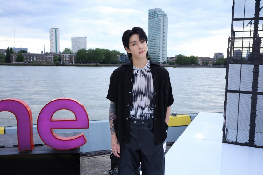 BTS JUNGKOOK タワレコ 当選 サイン パネル ジョングク $_12.JPG?set_id=880000500F