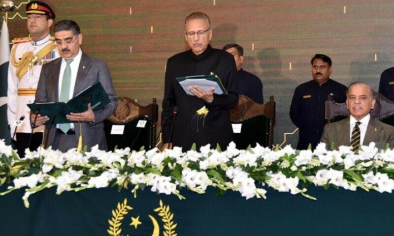 Anwaarul Haq Kakar dilantik sebagai perdana menteri sementara Pakistan yang ke-8