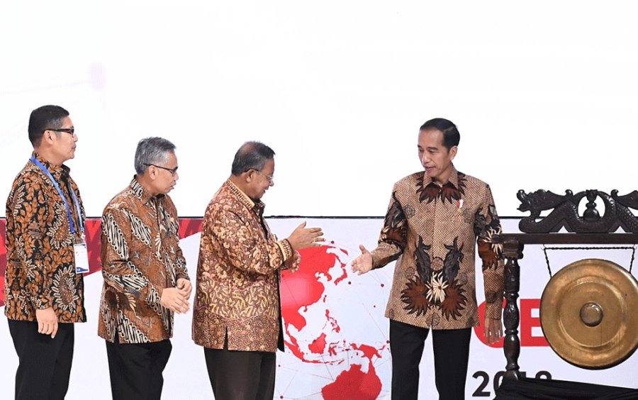 Pendapatan per kapita Indonesia akan berlipat ganda pada dekade mendatang, prediksi Jokowi