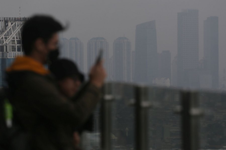 Indonesia menutup pabrik penyemprotan pupuk kandang untuk mengurangi polusi udara