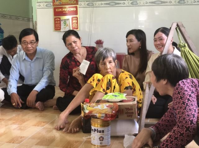 Korban Agen Oranye di Vietnam melakukan upaya untuk mengatasi kesulitan