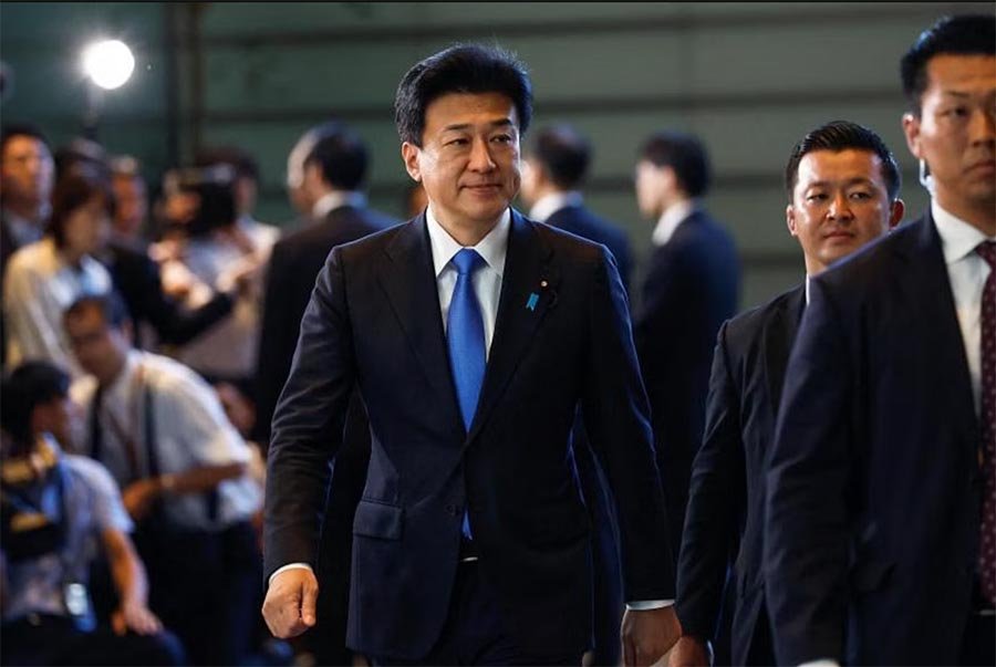 Japan PM Kishida leans closer to Taiwan with hawkish Cabinet picks - Asia  News NetworkAsia News Network