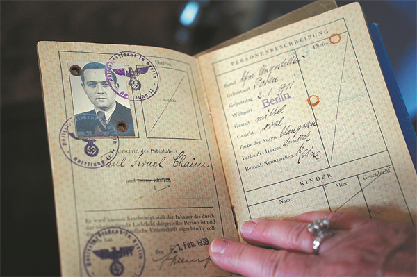Holocaust survivors recall sheltering in Shanghai
