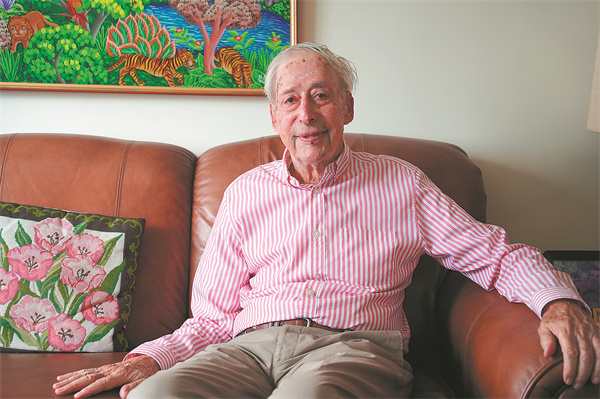 Holocaust survivors recall sheltering in Shanghai
