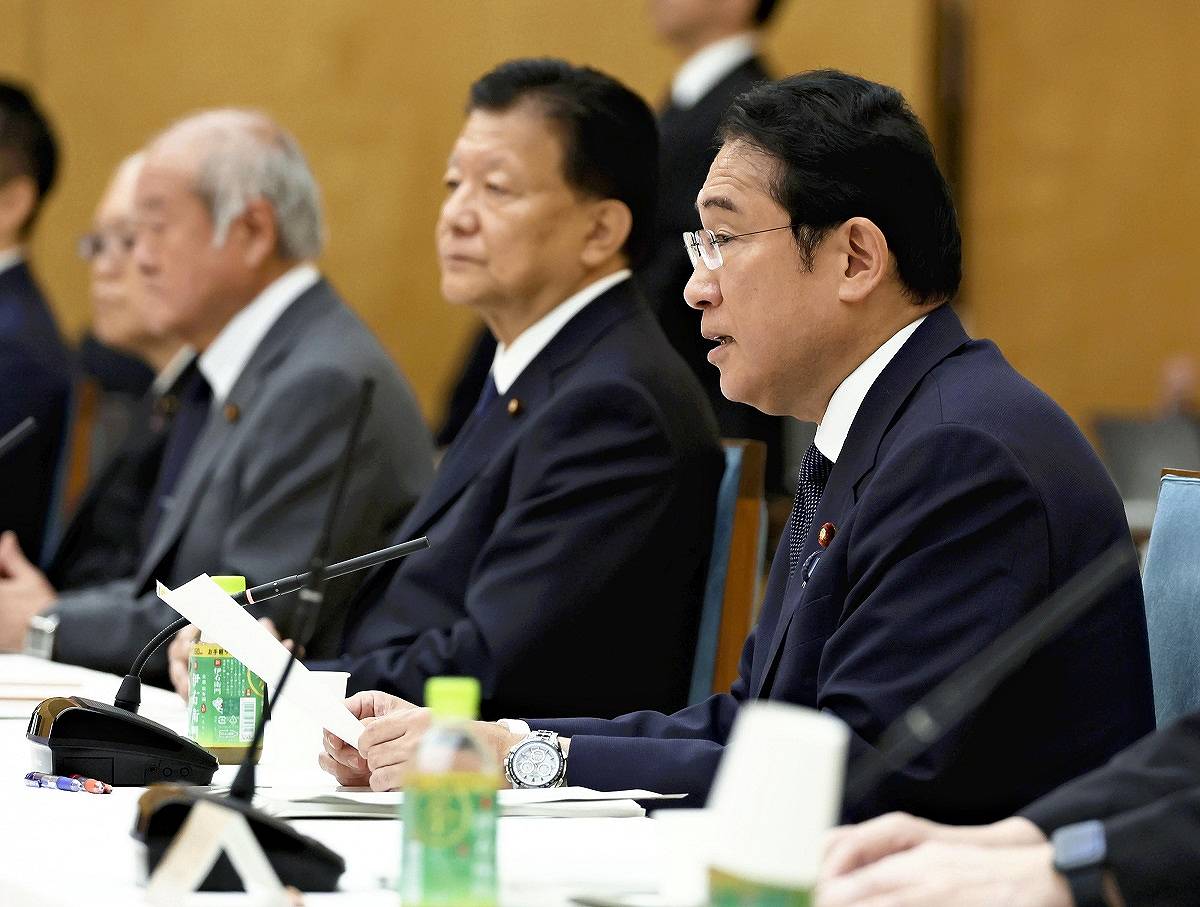 日本の内閣が人口減少とデフレの中の安定化に向けた3大経済計画を承認
