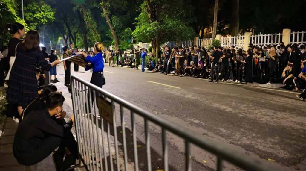 State funeral of General Secretary Nguyen Phu Trong: Over 1,560 delegations pay respects