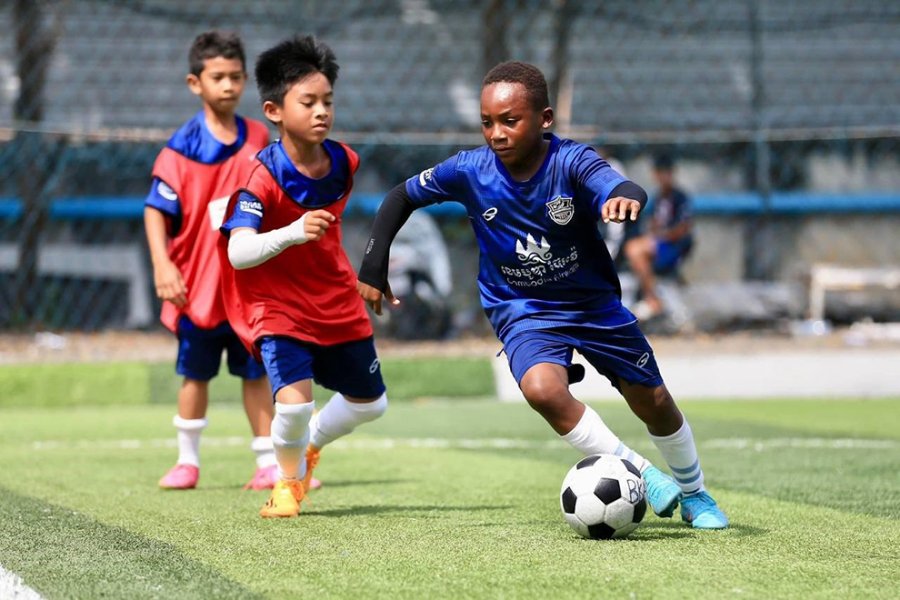 12 yo football prodigy dreams of playing for Cambodia - Asia News