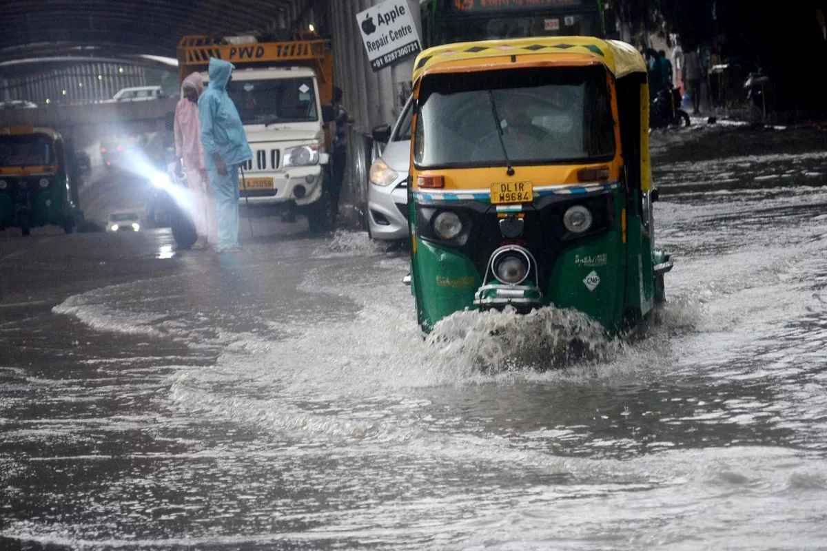 Heavy Rain Leaves Behind Trail Waterlogging, Traffic Congestion In ...