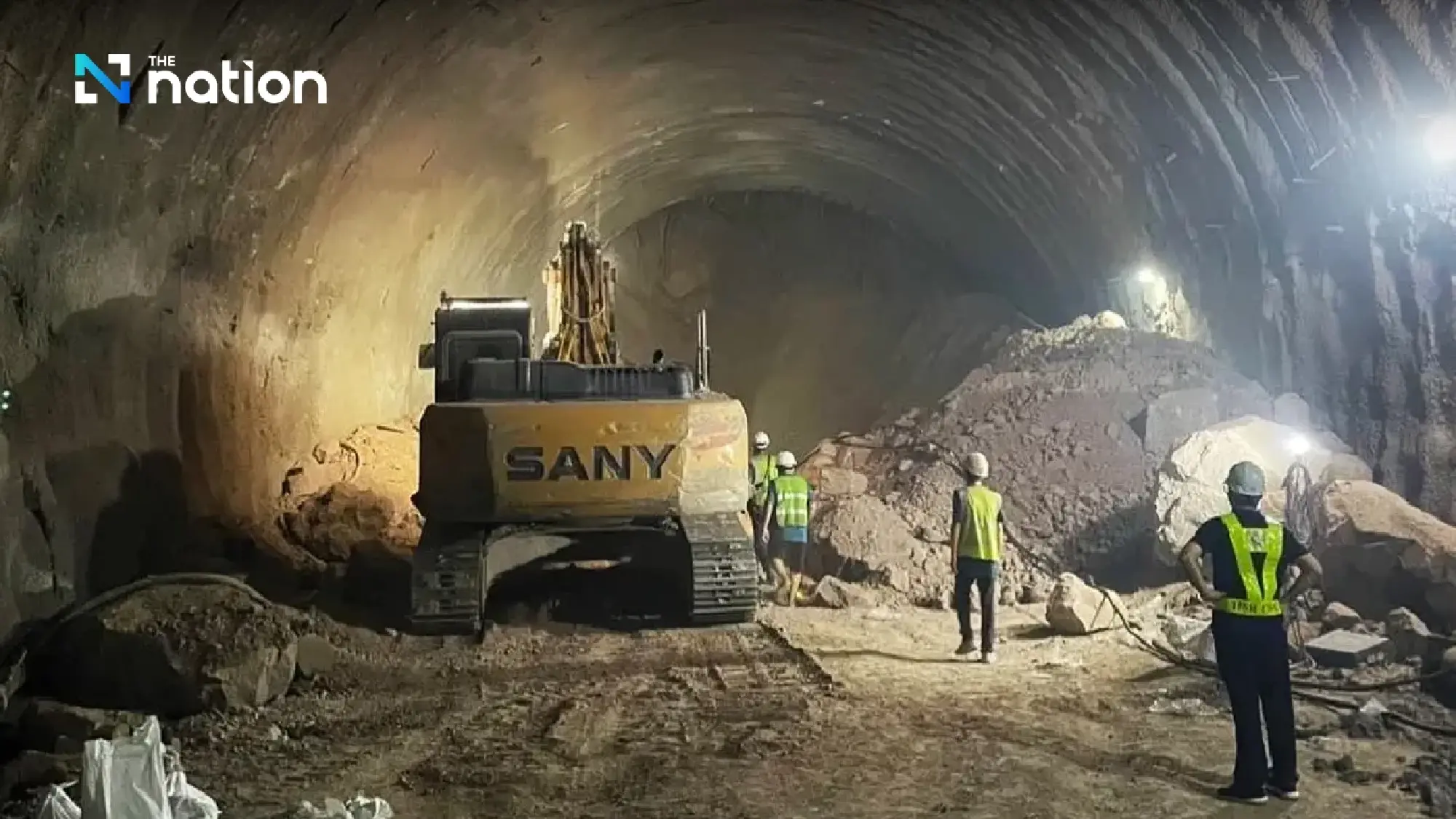Rescuers track down first victim in Nakhon Ratchasima tunnel collapse