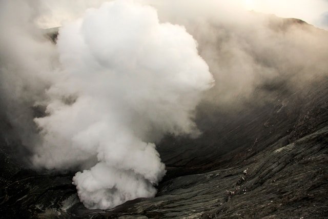 Indonesia’s Mount Lewotobi exclusion zone widened