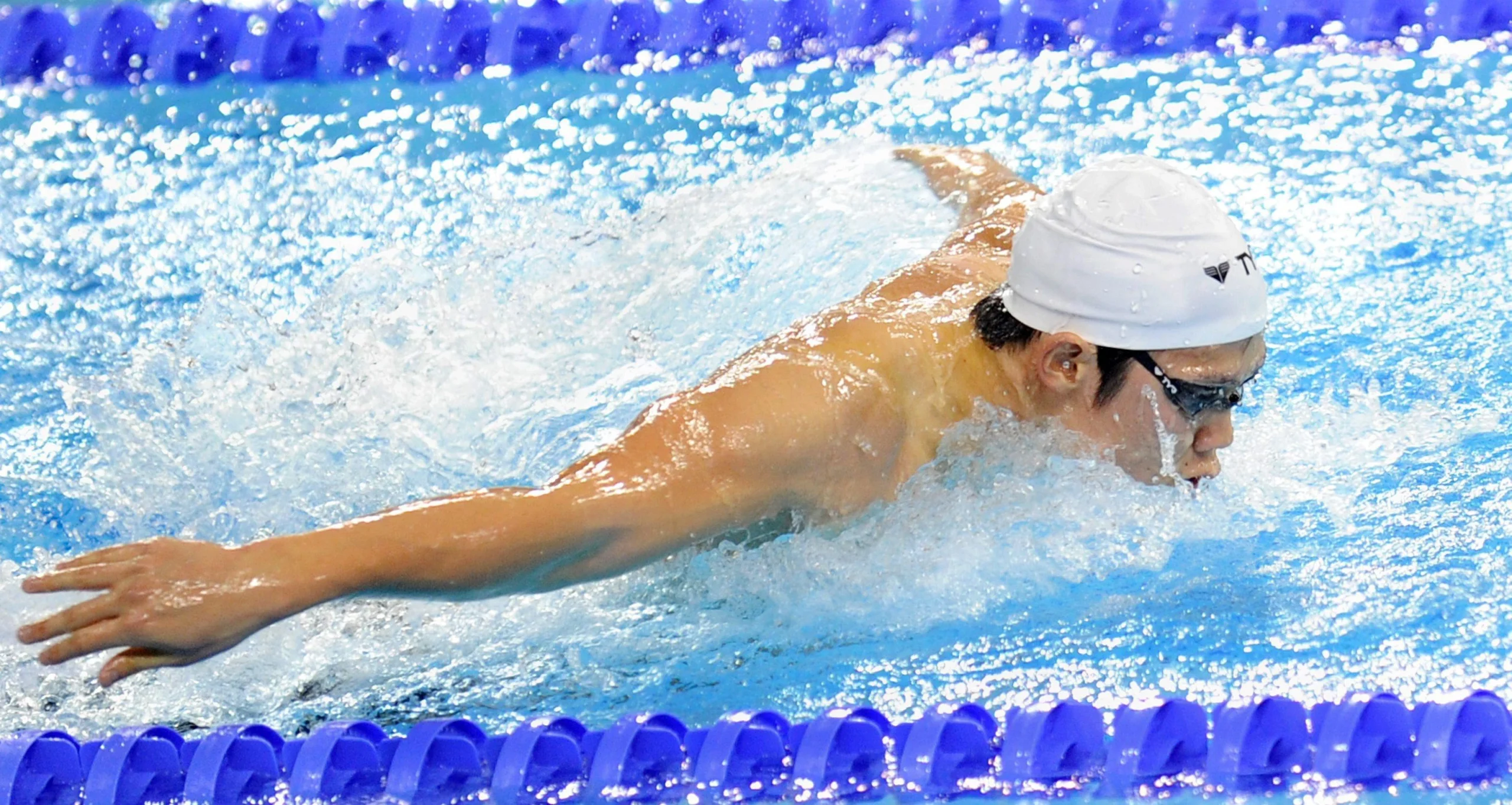 Viral bag brand Aupen reveals founder as former Singapore national swimmer Nicholas Tan