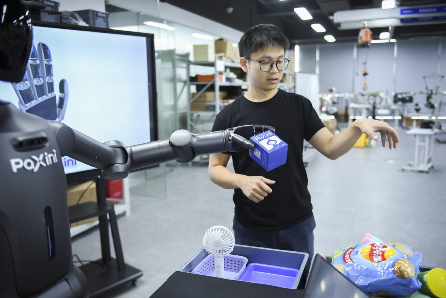 Humanoid robots development thriving in Guangdong-Hong Kong-Macao Greater Bay Area