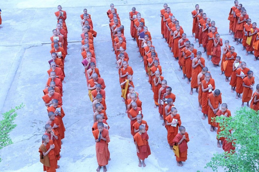 Well rounded education: Young Cambodian monks learn English, computer skills