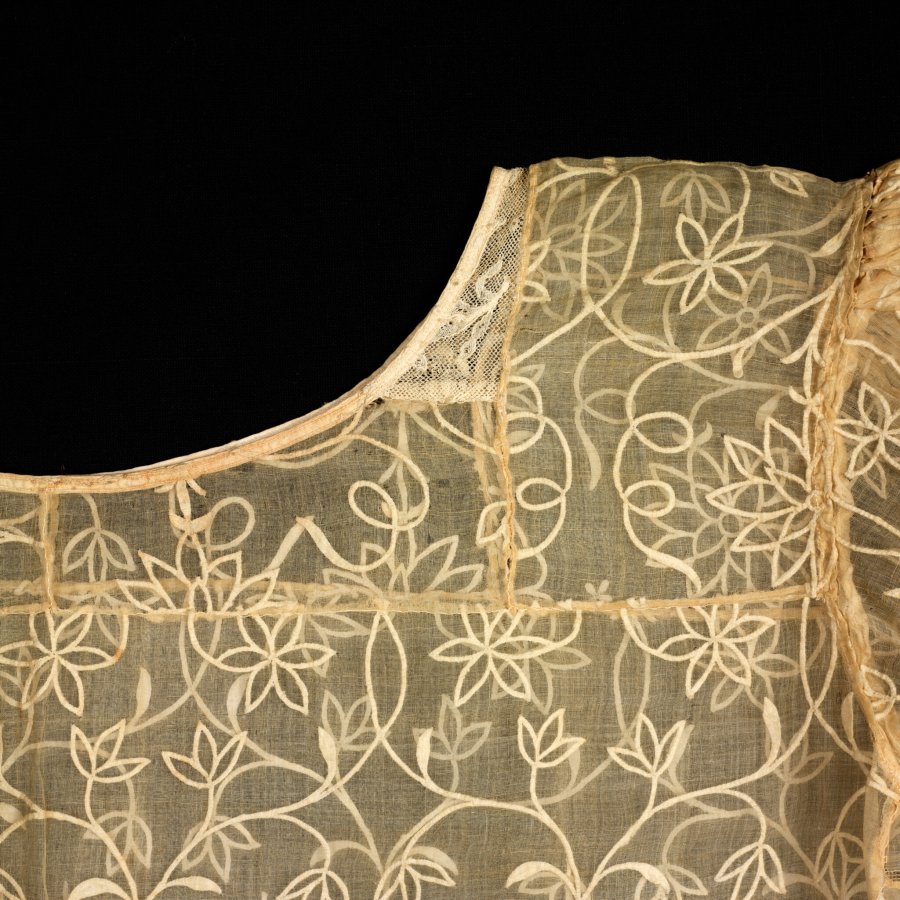 Humble Philippine textile made of pineapple takes center stage at this American museum