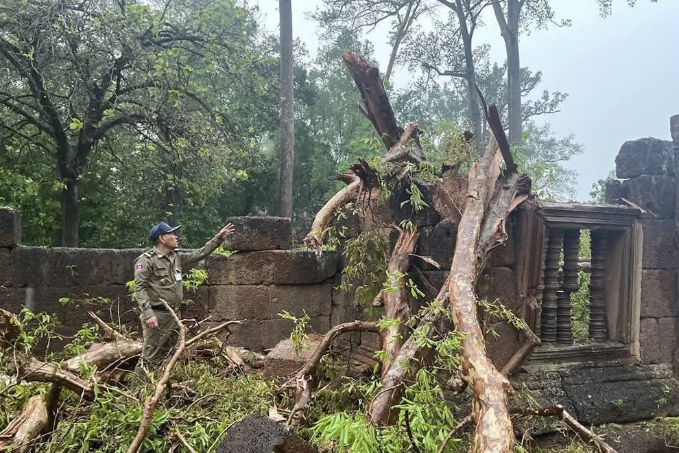 One killed, ten injured as storms strike Cambodia’s Siem Reap