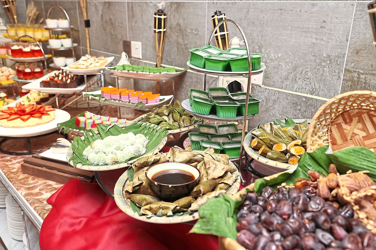 Ramadan buffet features traditional Malay and Indonesian dishes