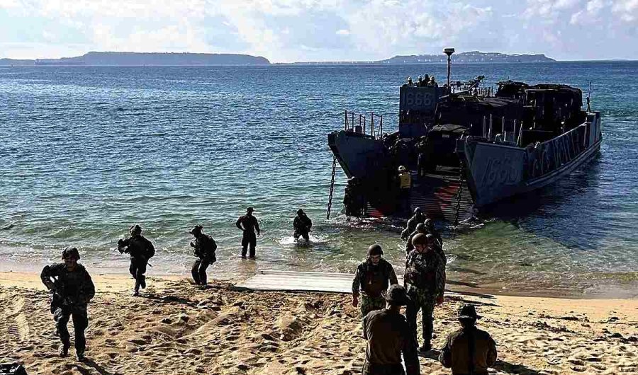 Japanese Self-Defence Force, U.S. forces conduct joint drill