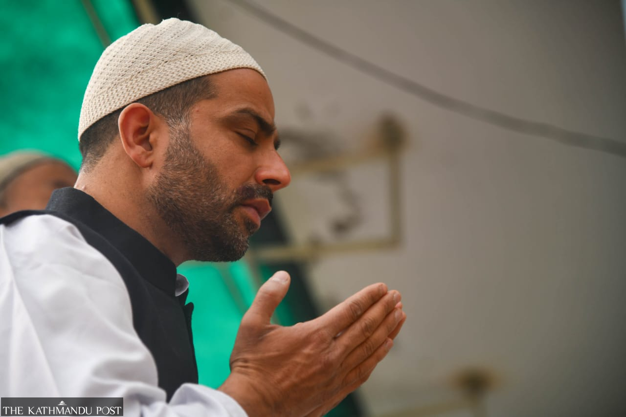 Devotees gathered at mosques and Eidgahs early in the morning, performing communal prayers and exchanging greetings. PHOTOS: THE KATHMANDU POST